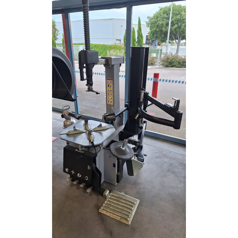Démonte-pneu 200V professionnel + bras assistance