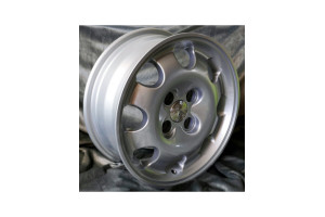 Jante MAXILITE design 205 GTI 6x15 4x108 ET19 AL65,1mm
