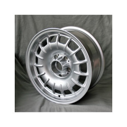 Jante MAXILITE design Barock 7x15 5x112 ET23 AL66,6mm