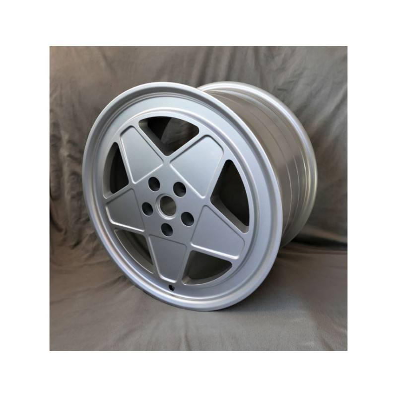 Jante MAXILITE design TR 8,5x18 5x108 ET26 AL67,1mm